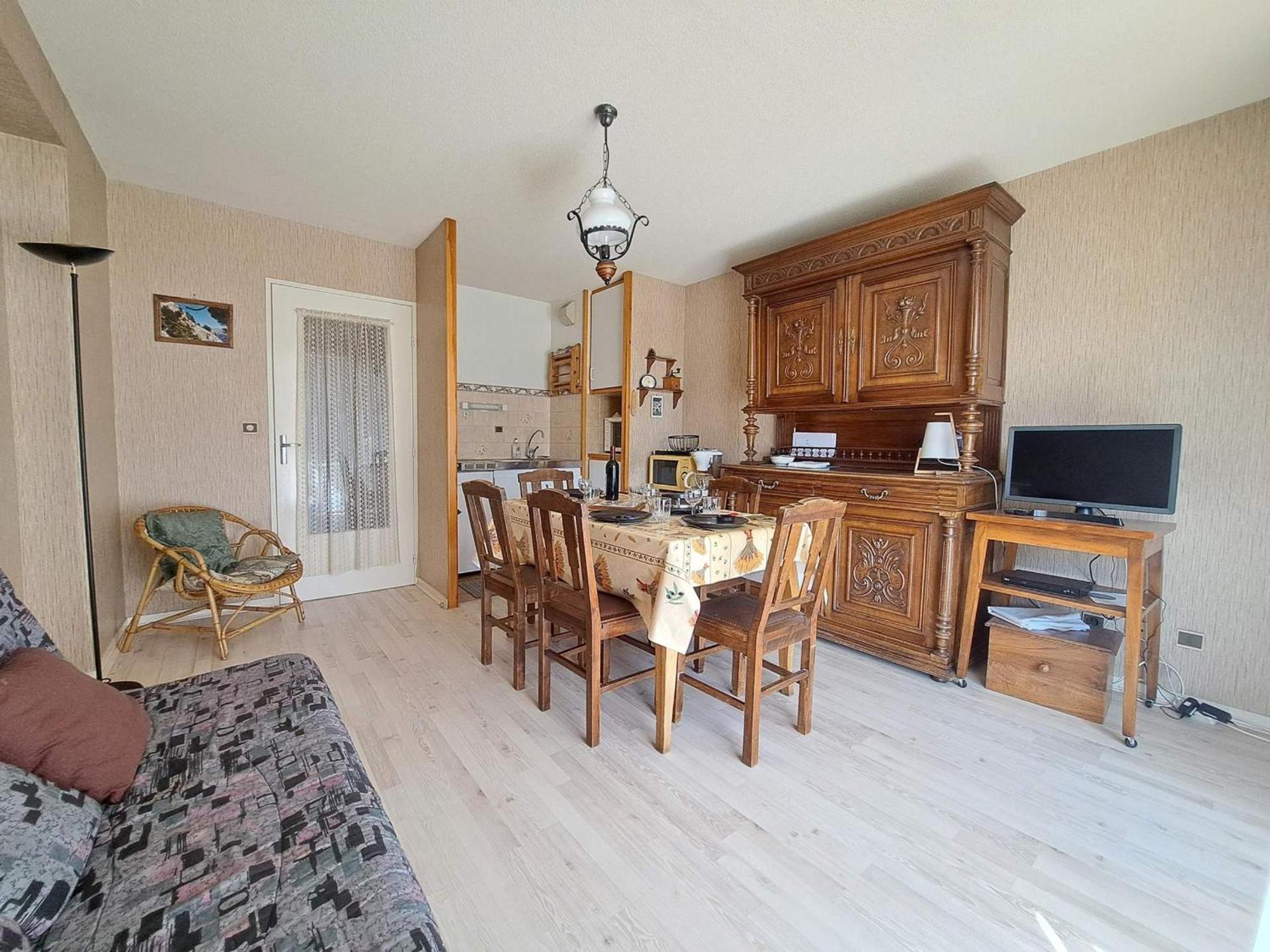 T2 Centre Barcelonnette Avec Garage, Terrasse Et Parc Prive - Fr-1-165A-101 Appartement Buitenkant foto